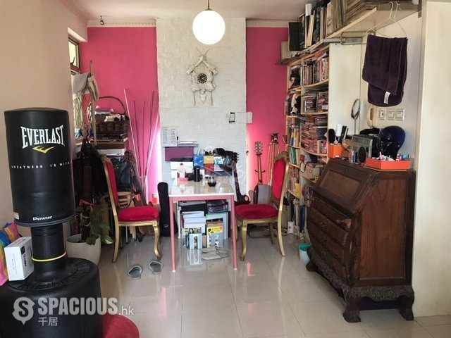 Sha Tin - Yu Chui Court 01