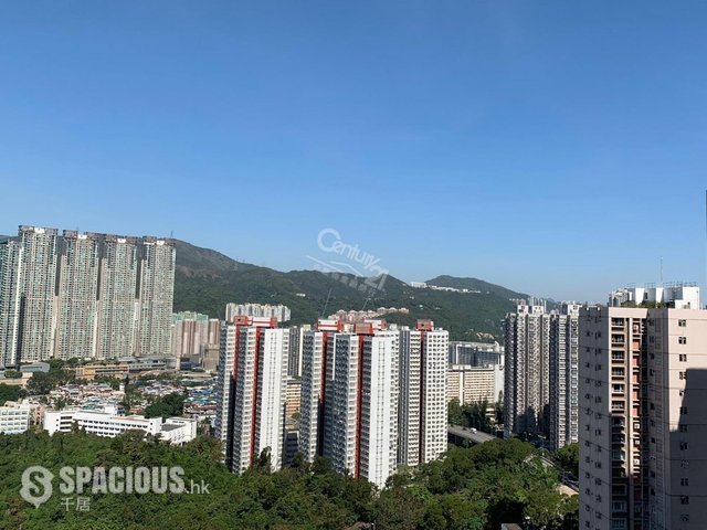 Tai Wai - World-Wide Gardens 01