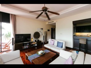 Phuket - LAY5830: Layan Beach 06