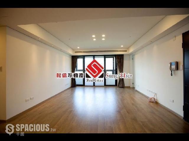 Shilin - No. XX, Section 2, Zhongcheng Road, Shilin District, Taipei City, Taiwan 111 01