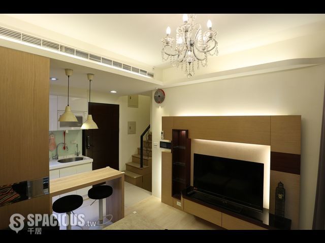 Sanchong - No. X, Lane 8, Zhongzheng South Road, Sanchong District, New Taipei City, Taiwan 241 01
