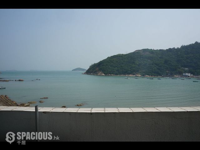 Peng Chau - TUNG WAN VILLA 01