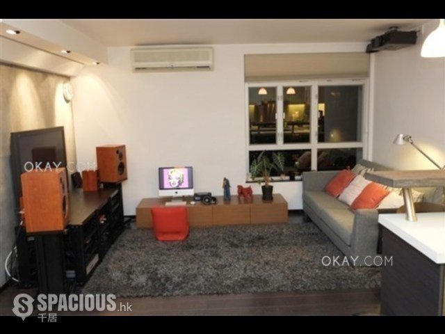 Tai Koo Shing - Tai Koo Shing Sing Fai Terrace Ngan Sing Mansion 01