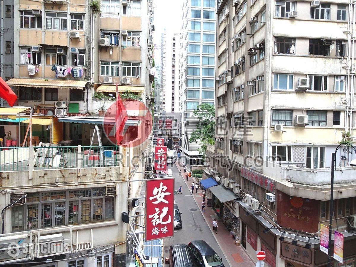 Sheung Wan - Man Lok Commercial Building 01