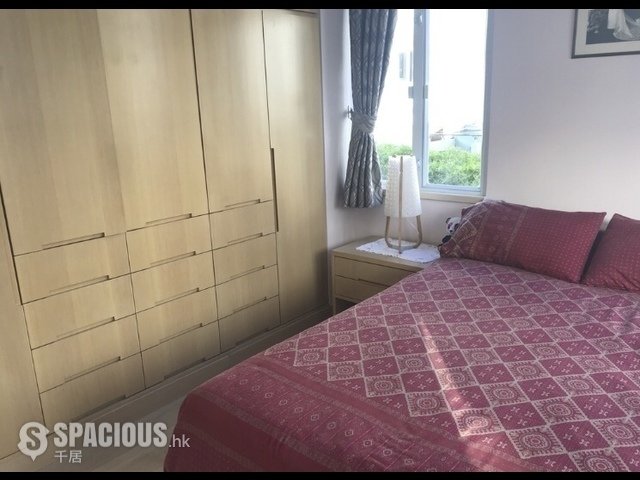 Pok Fu Lam - Consort Villas 01