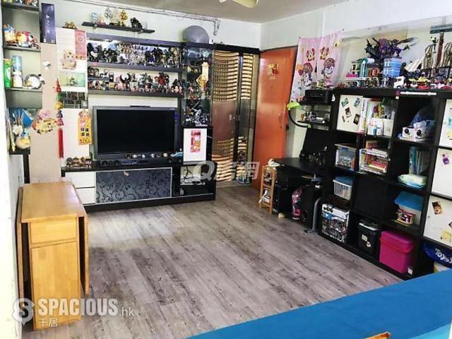 Ap Lei Chau - Lei Tung Estate 01