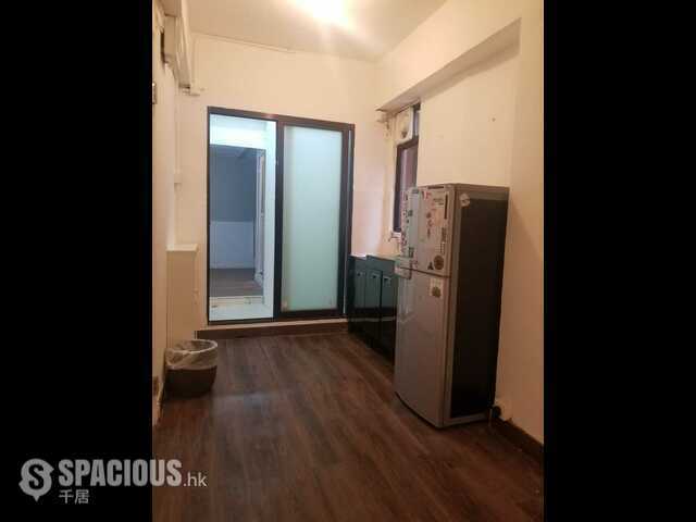 Causeway Bay - 34, Tang Lung Street 01