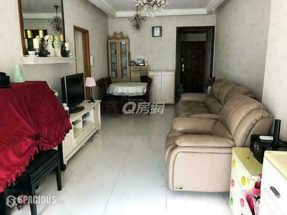 Kwai Chung - Wonderland Villas 01