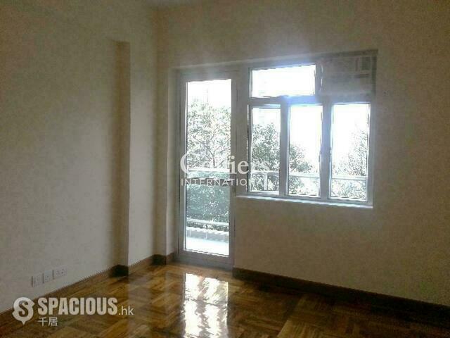 Mid Levels West - 99B, Robinson Road 01
