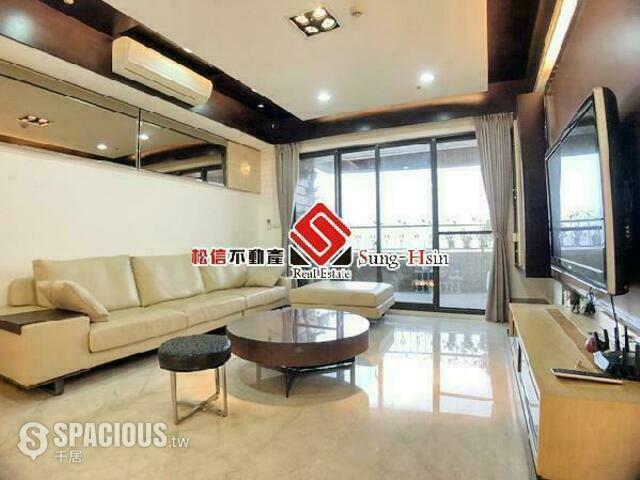 Shilin - No. XX, Section 4, Chengde Road, Shilin District, Taipei City, Taiwan 111 01