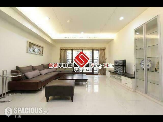 Songshan - No. XXX, Section 5, Nanjing East Road, Songshan District, Taipei City, Taiwan 105 01