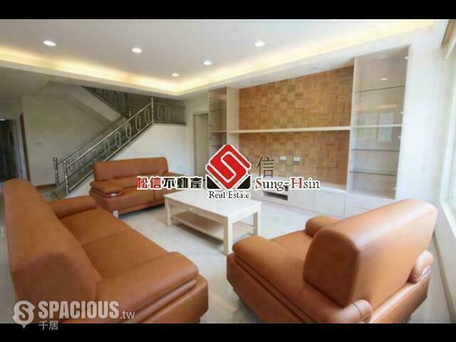 Shilin - No. XX, Lane 338, Dexing East Road, Shilin District, Taipei City, Taiwan 111 01