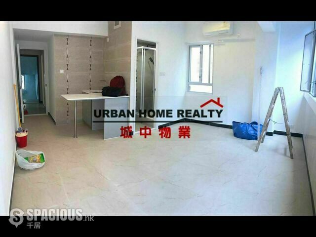 Sai Ying Pun - 5-7, Eastern Street 01