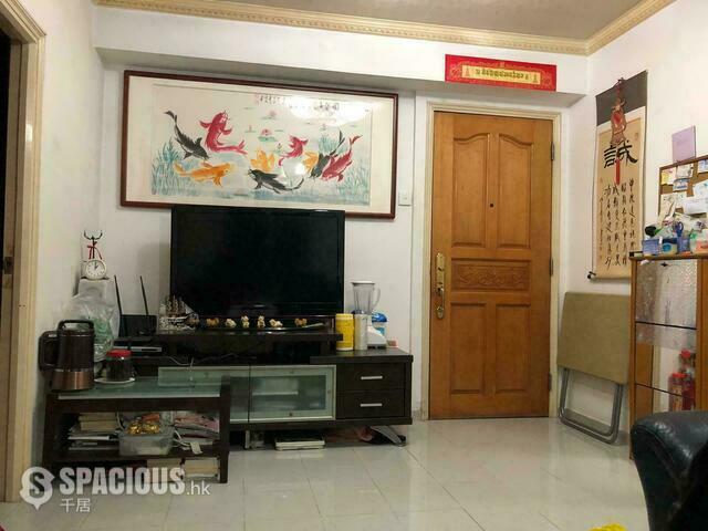 Yau Ma Tei - Honour House 01
