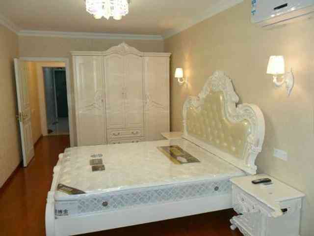 黃浦 - 中国上海市徐汇区智慧线创意产业园 邮政编码: 200231 01