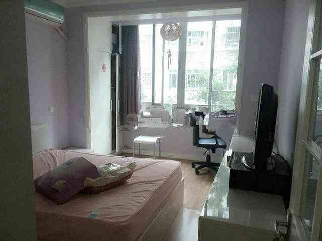 Huangpu - Yueyang Rd Close To Yongjia Rd 01