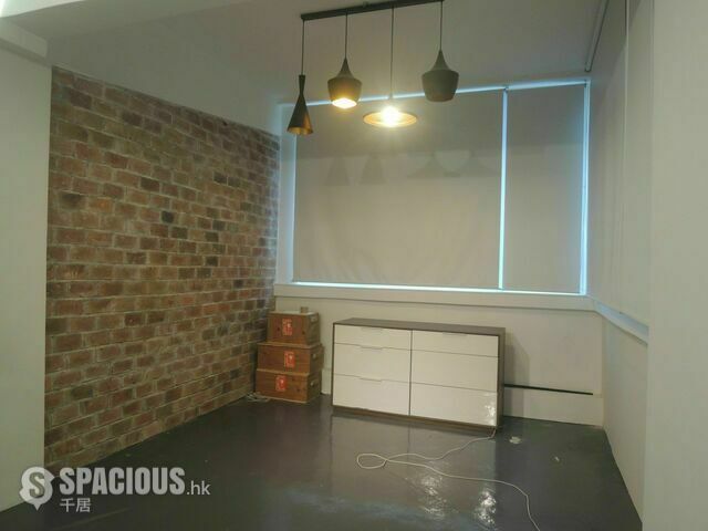 Sai Ying Pun - 203-205, Des Voeux Road West 01