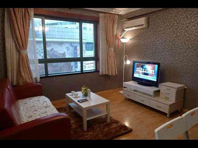 Huangpu - Chang Shou Rd South Wu Ning Rd 01