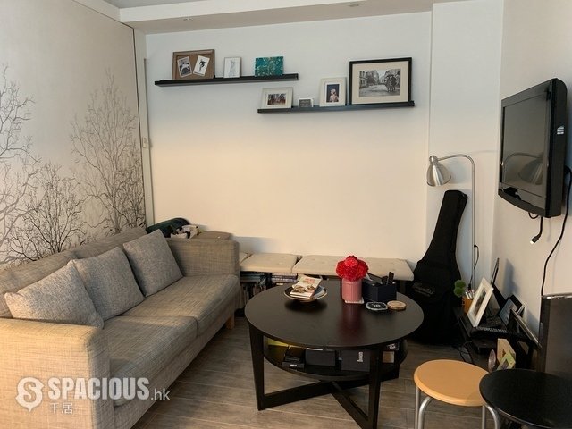 Sheung Wan - 169, Queen's Road West 01