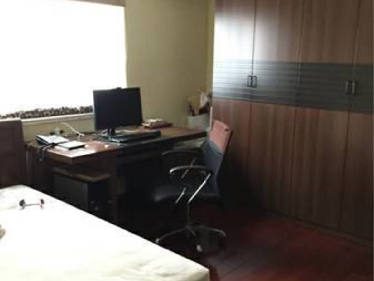 Huangpu - Changde Rd Close To Xinzha Rd 01