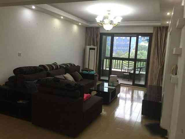 Huangpu - Yichang Rd Close To Jiangning Rd 01