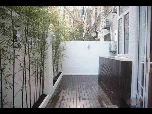 Huangpu - Mid Huaihai Rd Close To Wuxing Rd 01