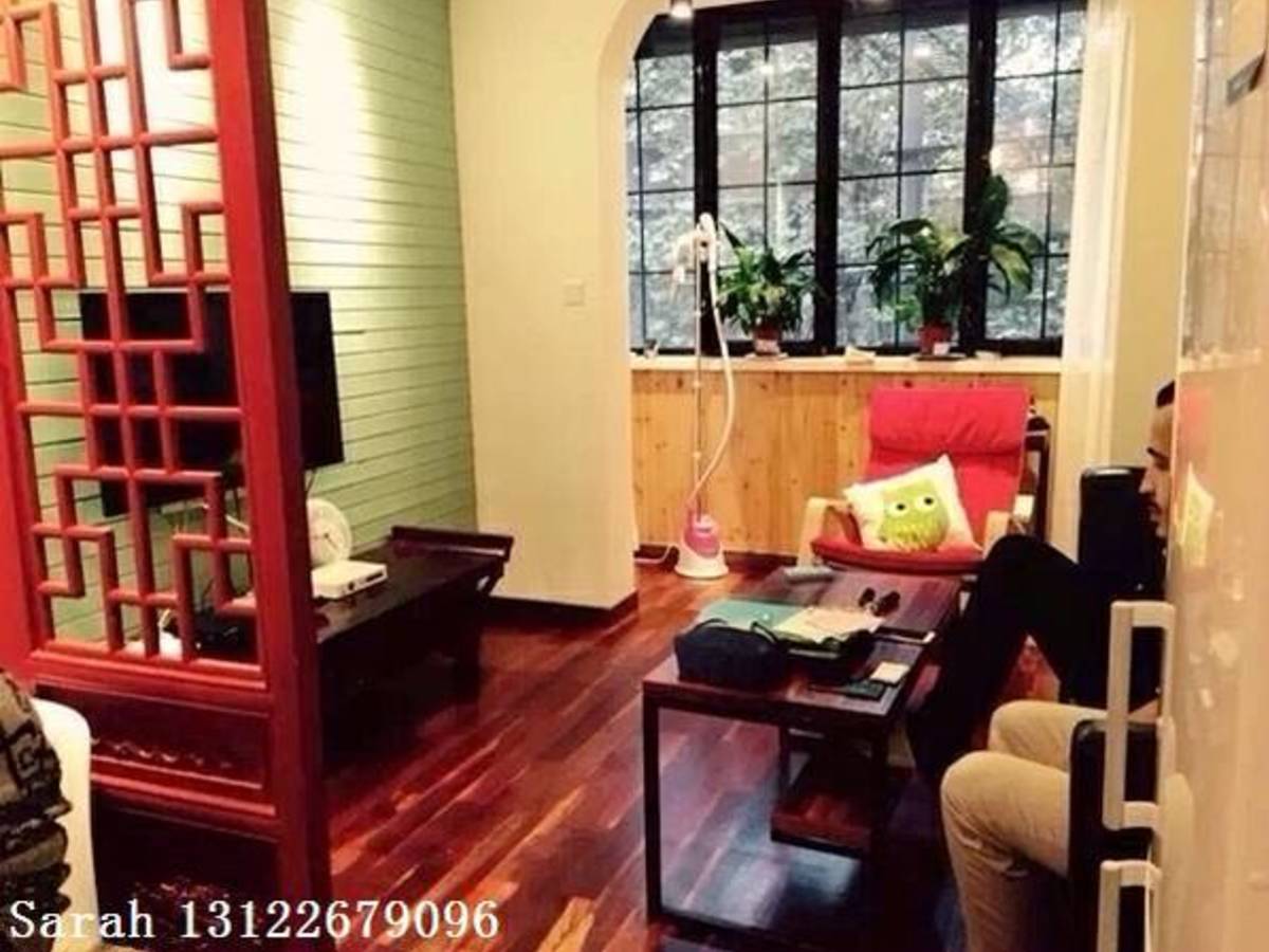 卢湾 - 中国上海市黄浦区法租界会审公廨旧址 邮政编码: 200025 01