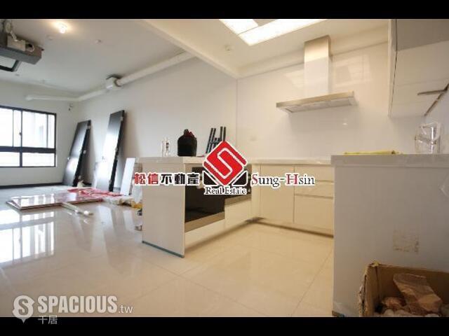 Beitou - 112, Taiwan, Taipei City, Beitou District, 三合街一段79巷XX號 01