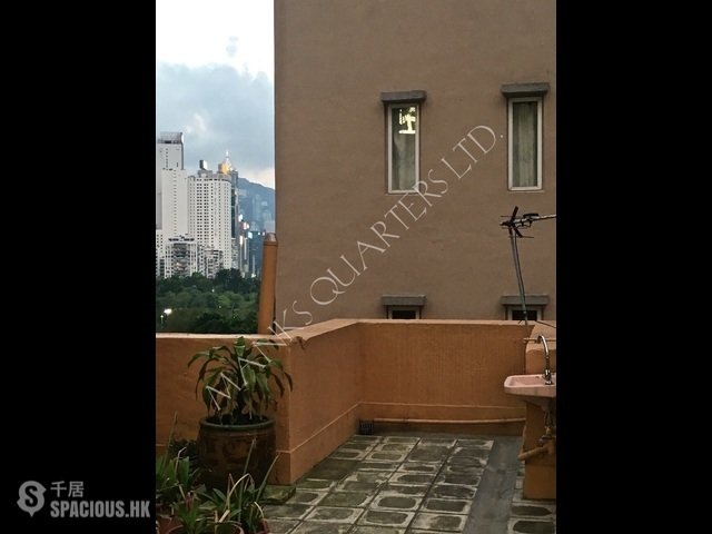 Causeway Bay - Wing Hing House 01