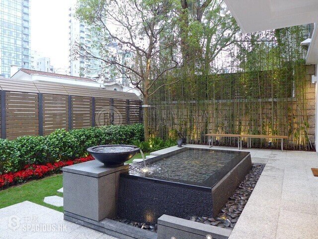 Ho Man Tin - 7-9, Kadoorie Avenue 01