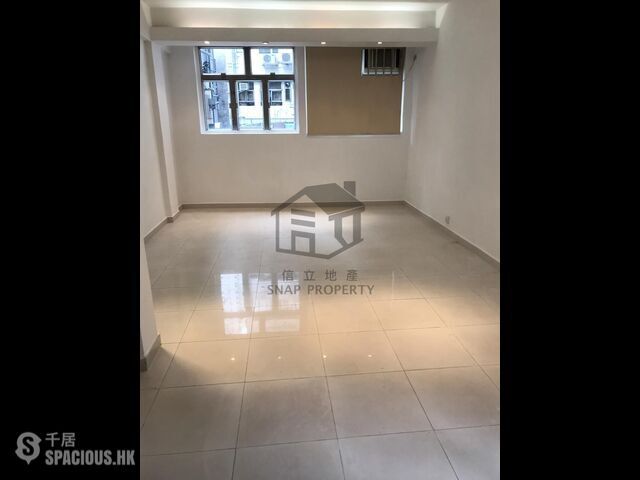 Soho - 54, Graham Street 01