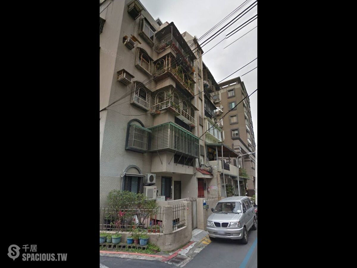 Datong - No. XXX, Section 2, Chengde Road, Datong District, Taipei City, Taiwan 103 01