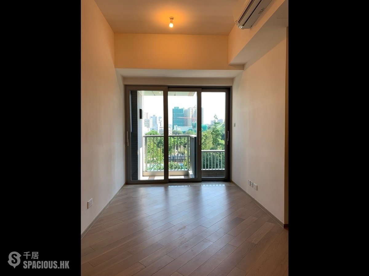 Tuen Mun - Eight Regency 01