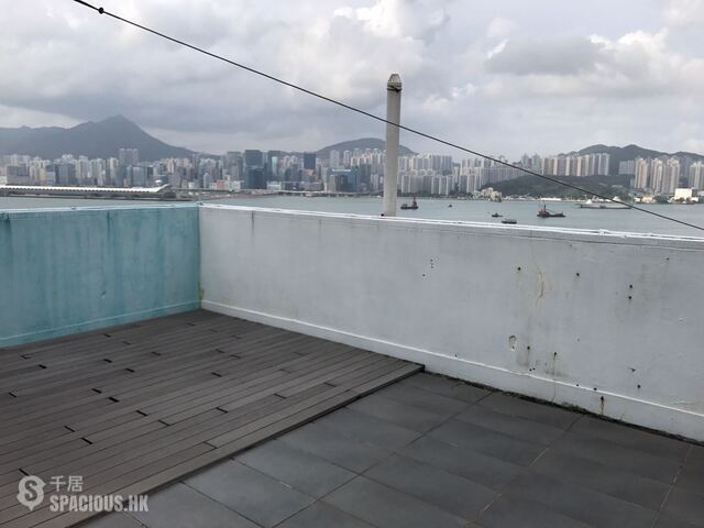 Quarry Bay - Oceanic Building 01