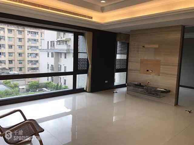 Xinyi - No. XX, Lane 236, Section 5, Zhongxiao East Road, Xinyi District, Taipei City, Taiwan 110 03