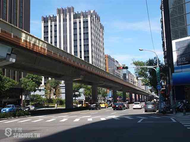 中山区 - 10491台湾台北市中山區復興北路XX號 12