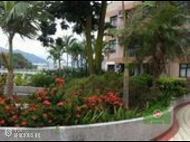 Peng Chau - Sea Crest Villa 01