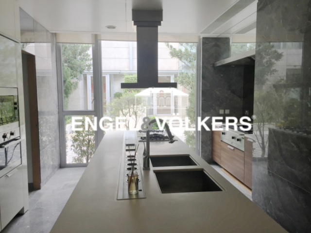 Tai Wai - Peak One Phase 3 Peak House 01
