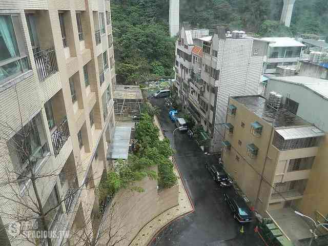Xinzhuang - No. XX, Section 1, Qingshan Road, Xinzhuang District, New Taipei City, Taiwan 242 04