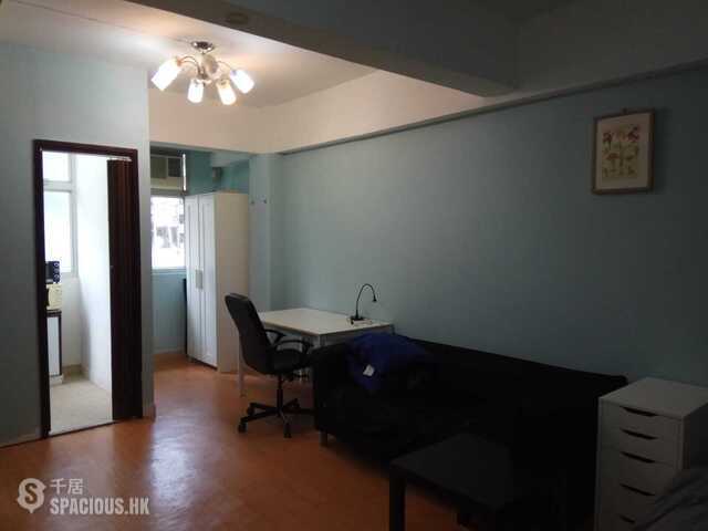 Shau Kei Wan - Shun King Building 01
