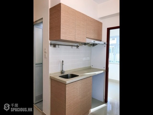 Kwai Chung - Shui King Building 01