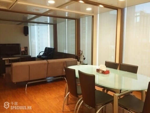 湾仔 - Kiu Fu Commercial Building 01