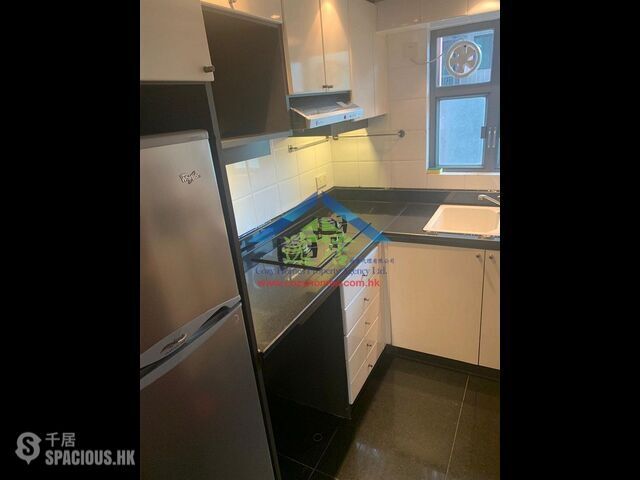 Shau Kei Wan - Newton Harbour View 01