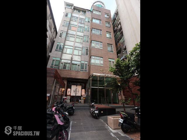 Zhongshan - No. XX, Lane 107, Linsen North Road, Zhongshan District, Taipei City, Taiwan 10491 01