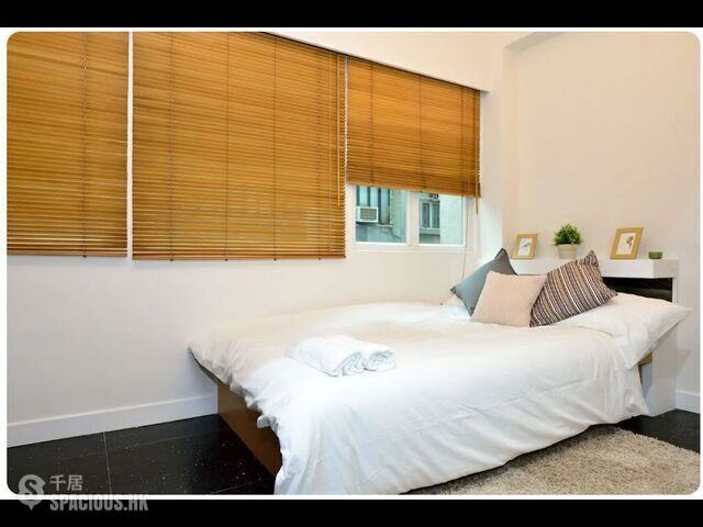 Sheung Wan - 2, Mercer Street 01