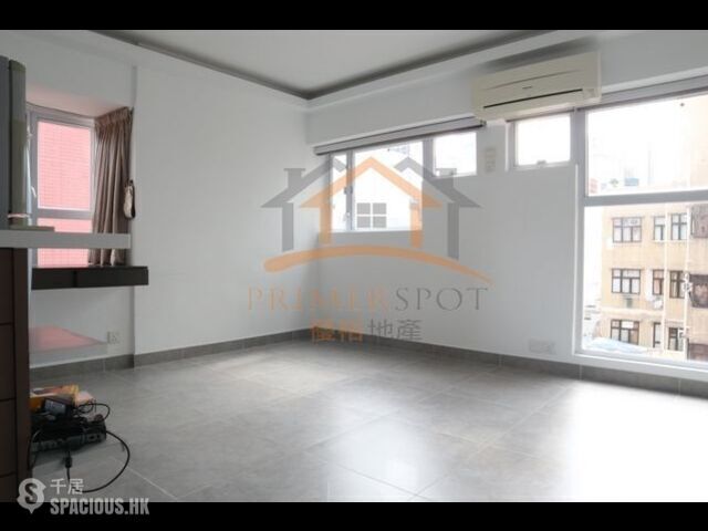 Wan Chai - Island Apartment 01