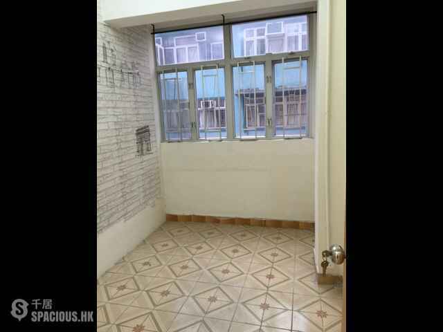 Sai Ying Pun - 23, Eastern Street 01