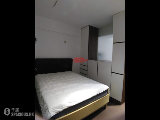 Sheung Wan - 4, Mercer Street 01