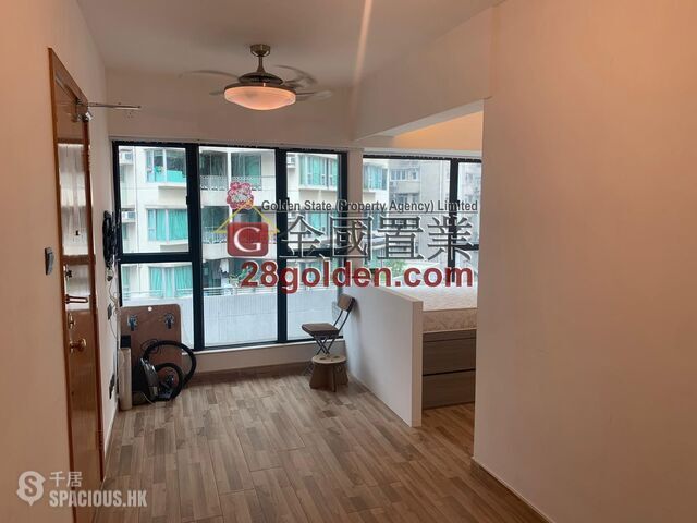 Mong Kok - Legend Court 01
