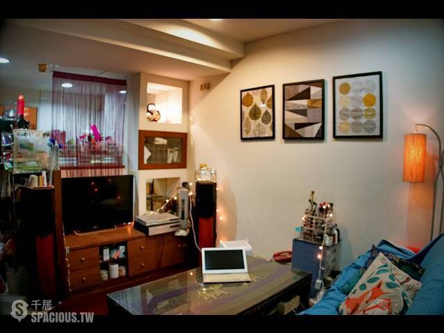 Zhongshan - No. XX-63, Section 2, Xinsheng North Road, Zhongshan District, Taipei City, Taiwan 10491 01